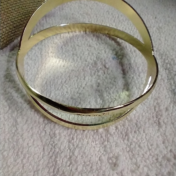 Blush goldtone bangle wide bracelet - Picture 4 of 5